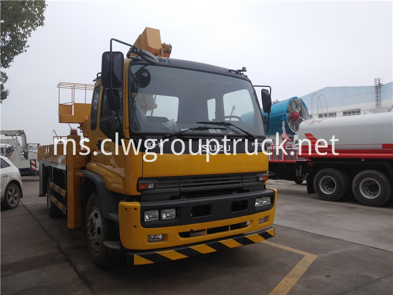 Isuzu 3 Isuzu 3